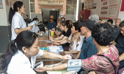 安康汉滨区 健康科普进社区，营养咨询暖人心